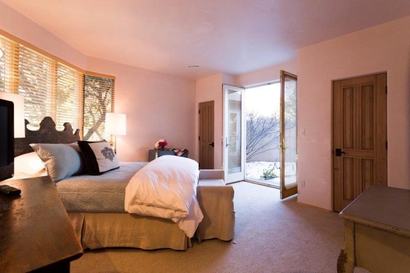 Hotel Angels Aerie
